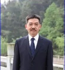 利川篮球联赛18年冠军是谁_篮球冠军2021_利川cba球员