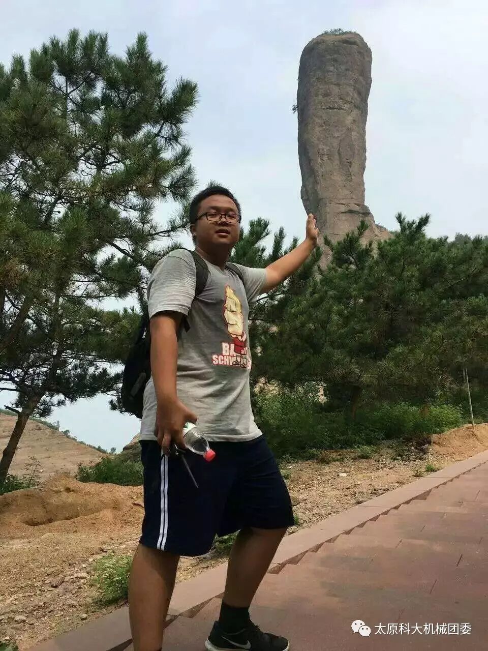 张哲：机械工程学院足球霸主，学生会主席的