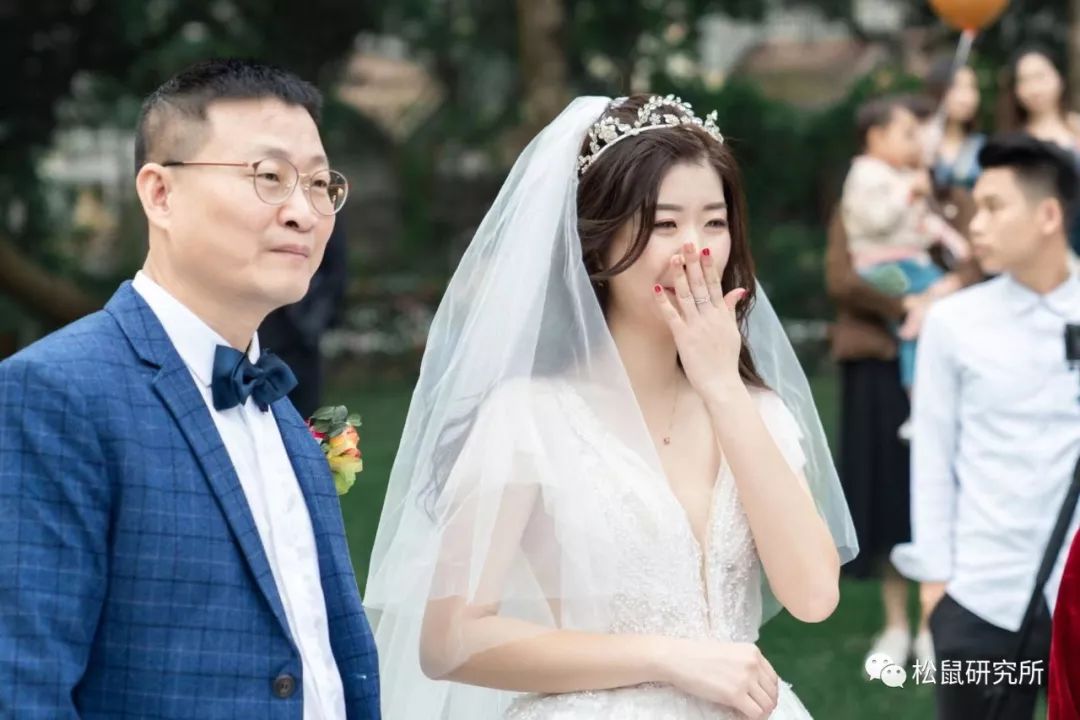 结婚司仪套路问话_结婚司仪俗气问问题时怎么问_结婚时司仪问的俗气问题