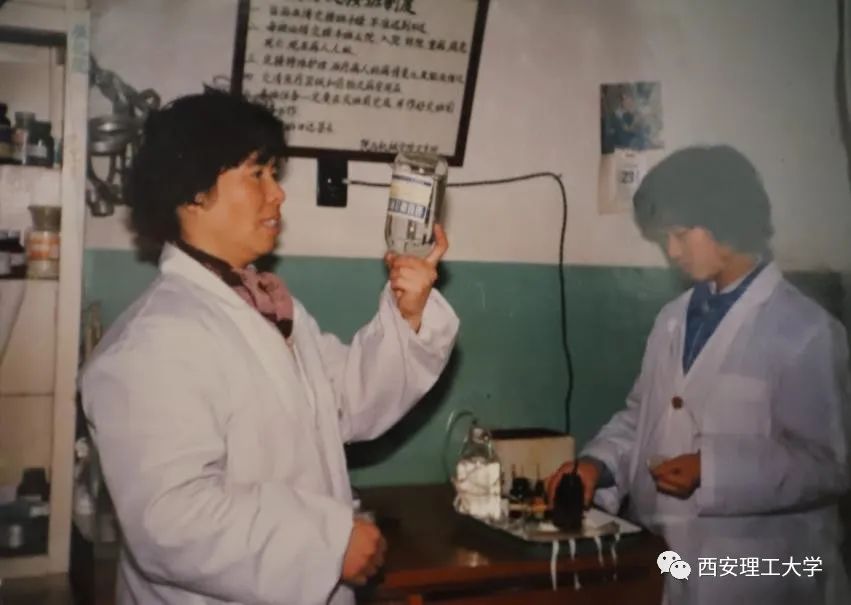 什么是夫妻相处之道_大学毕业和高中毕业的夫妻三观_高中毕业夫妻相处