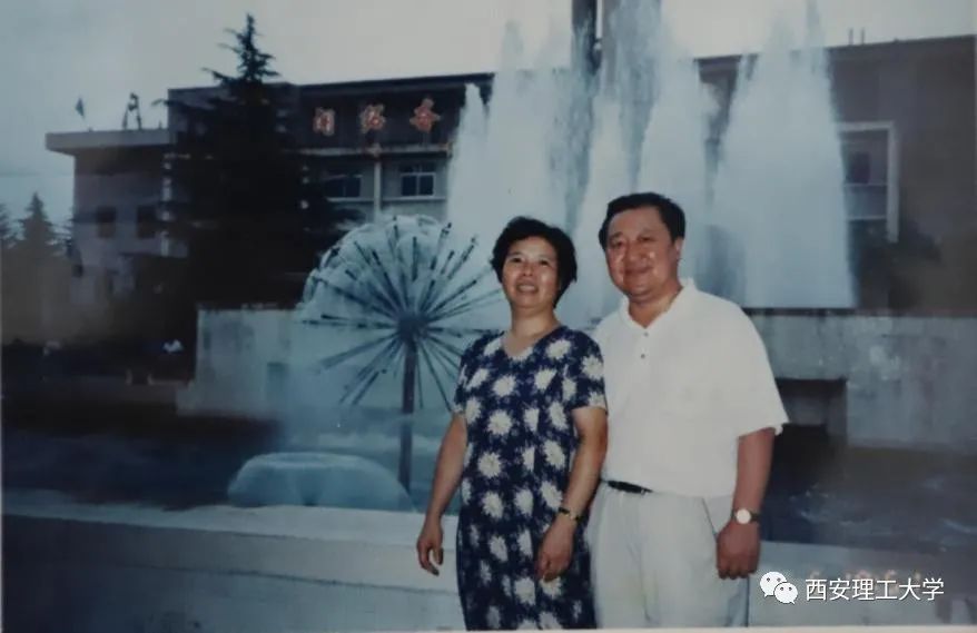 什么是夫妻相处之道_大学毕业和高中毕业的夫妻三观_高中毕业夫妻相处