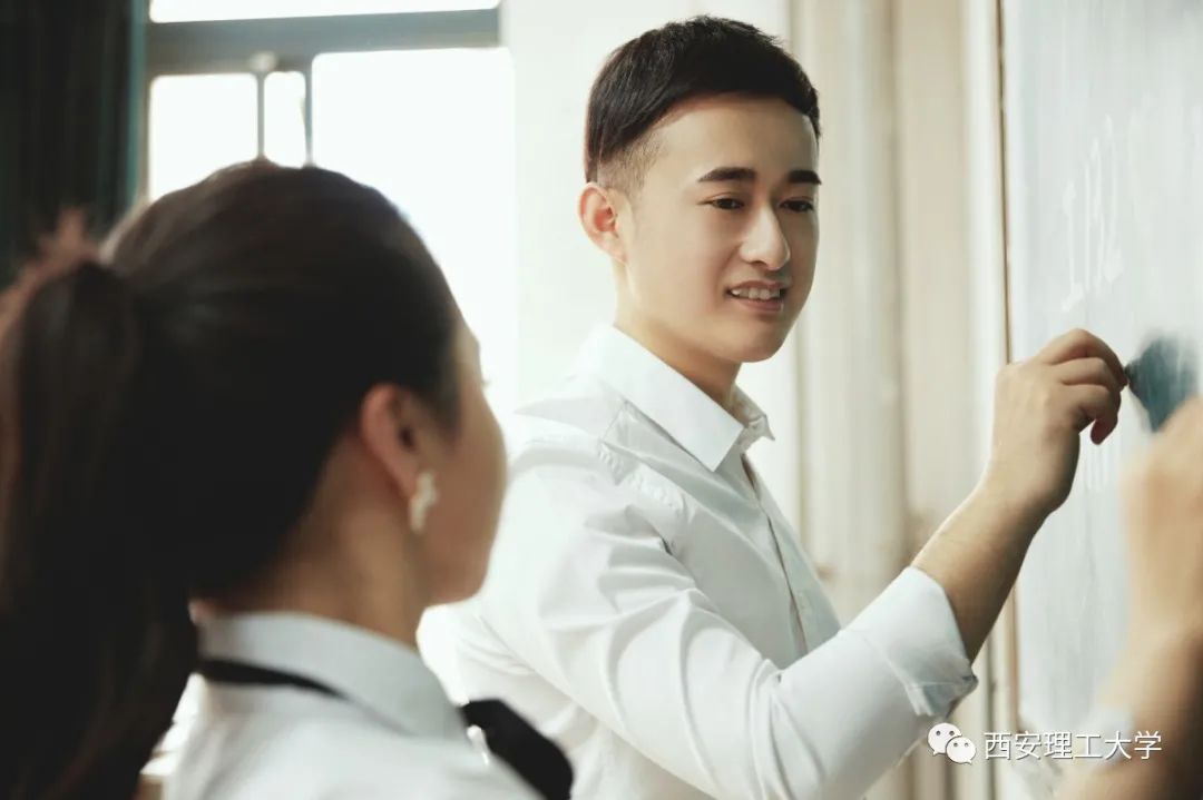 什么是夫妻相处之道_大学毕业和高中毕业的夫妻三观_高中毕业夫妻相处