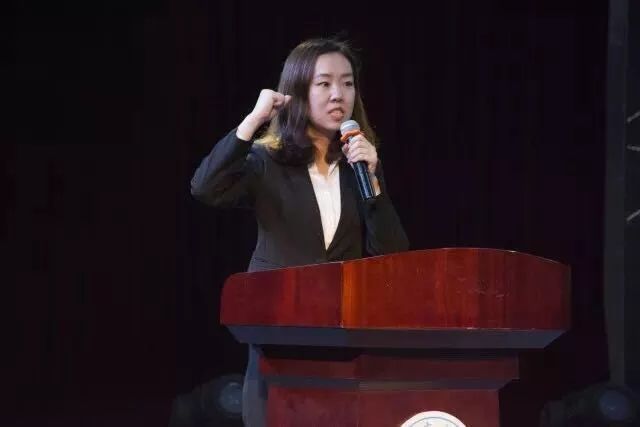 自动化专业学生过佳珺与测控技术与仪器专业