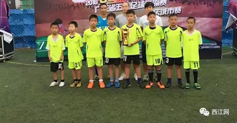 桂城小学生足球赛冠军_小学足球比赛冠军_小学生足球大赛