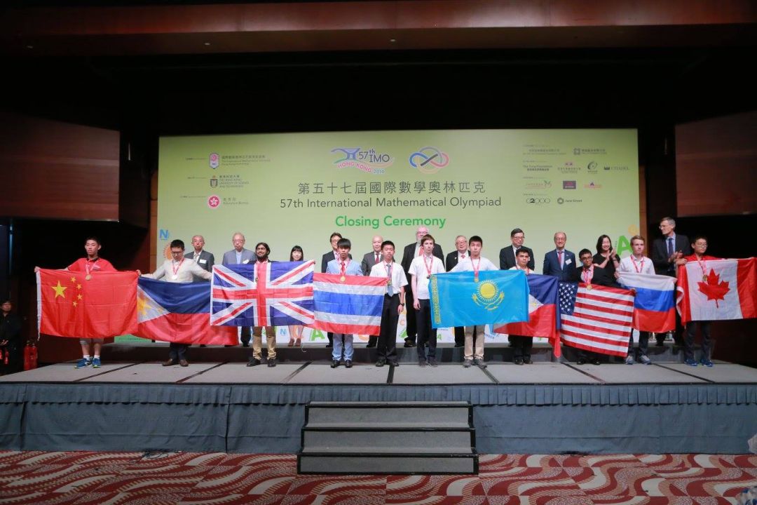足球世界杯冠军总决赛在哪举行_2021足球冠军杯决赛时间_足球世界杯决赛视频完整版