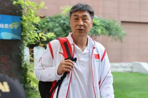 历史足球队员排行_足球球员历史排名_足球人员排名
