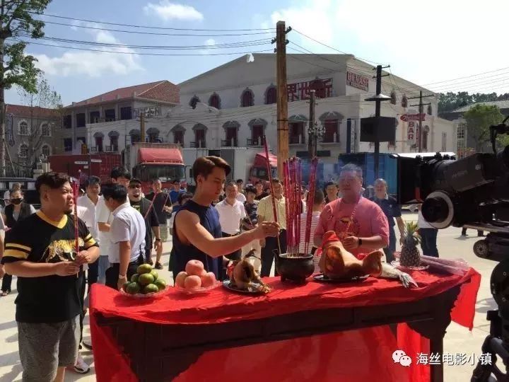 婚纱外景消防照图片大全_婚纱外景消防照图片_消防外景婚纱照图片