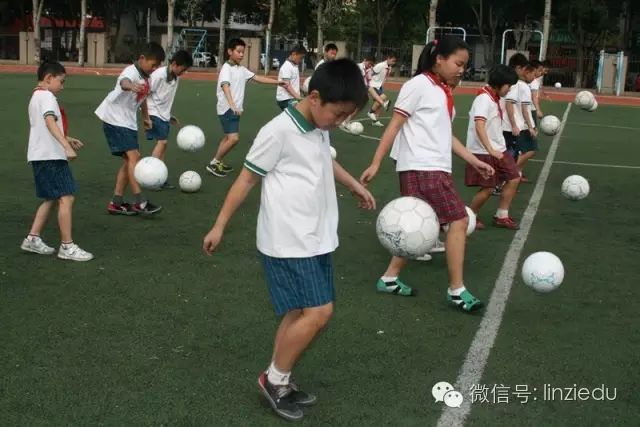 怎么训练足球小将进球技巧_进球小将足球技巧训练视频_进球小将足球技巧训练教程