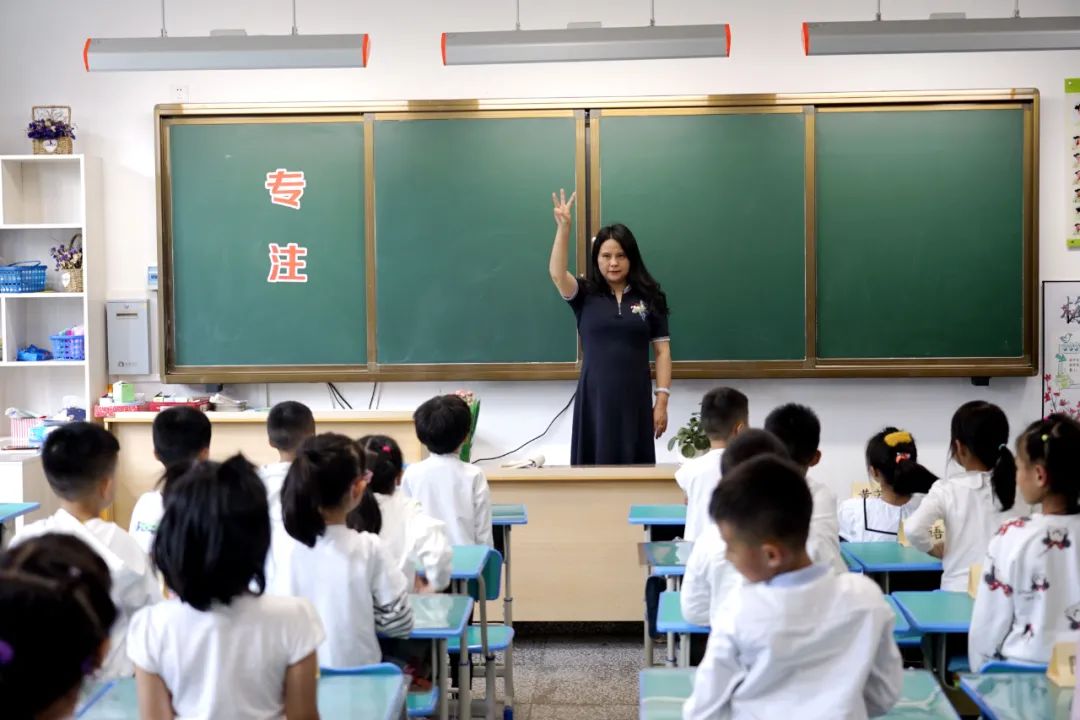 学习英语口语最好的方式_一年级学生学习生活方式_大学生学习