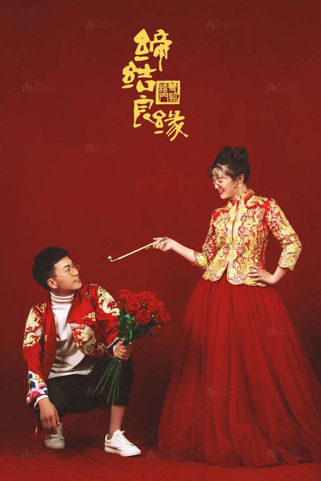 婚纱有汉服风格的吗_内景汉服婚纱照风格特点_婚纱照服装风格有哪些