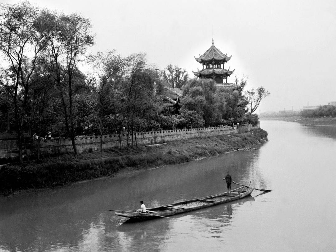 老板时代和老板区别_老板年代方式生活怎么形容_90年代的老板的生活方式