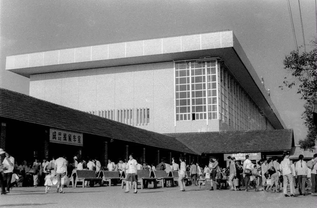 90年代的老板的生活方式_老板时代和老板区别_老板年代方式生活怎么形容