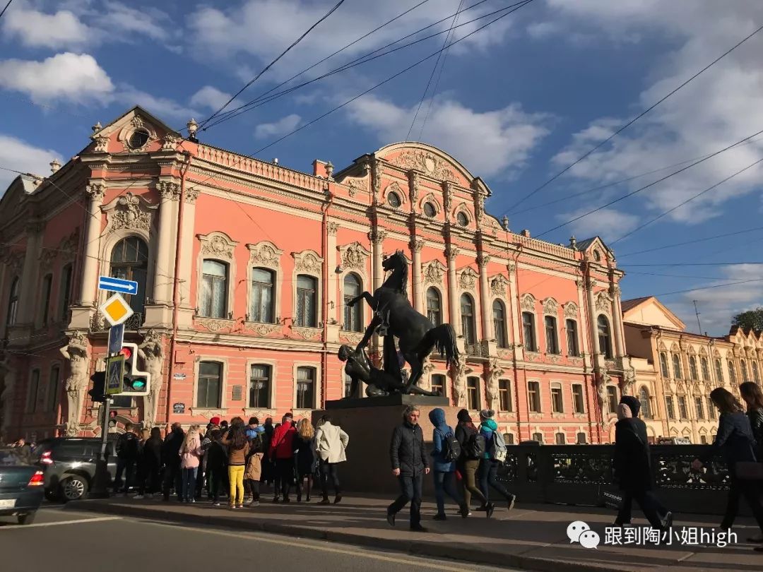 奢华婚纱照图片_奢华宫殿图片_奢华宫殿内景婚纱照