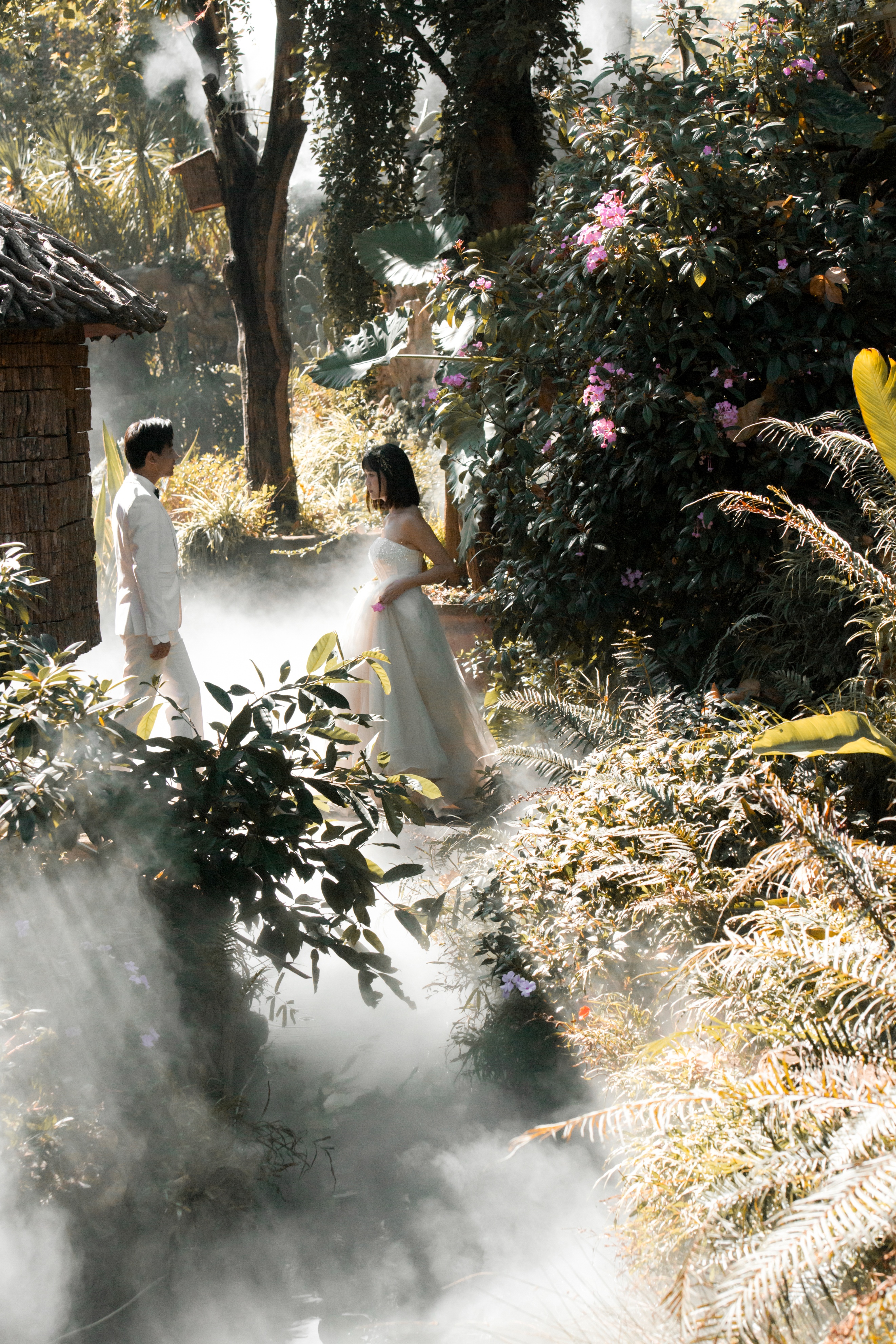 欧式复古内景婚纱照风格_婚纱复古景照欧风格式设计_婚纱复古景照欧风格式图片大全