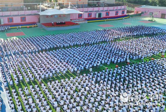 学生老师击剑冠军_击剑冠军教练_击剑冠军啥意思