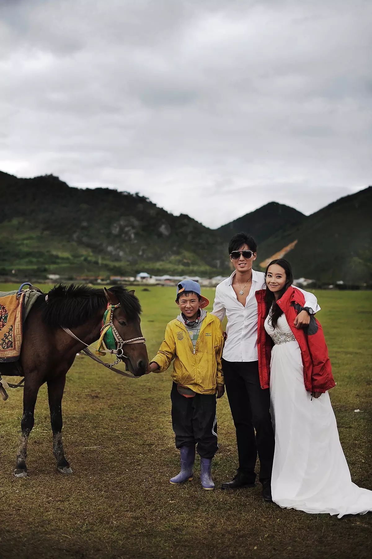 拍婚纱多长照时间要换衣服_拍婚纱照最多要拍多长时间_拍婚纱多长照时间要拍好