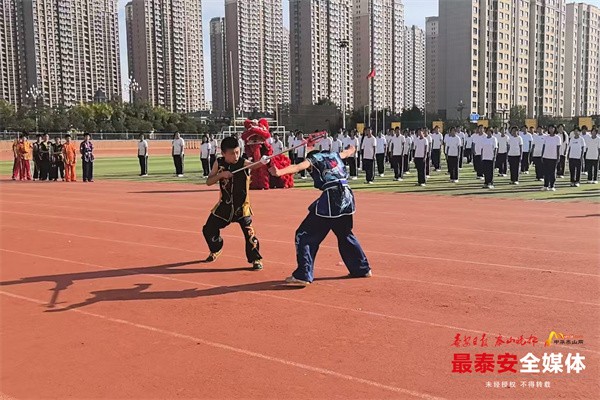 高中运动会方队入场词_实验高中运动会方队_高中运动会方队口号有气势