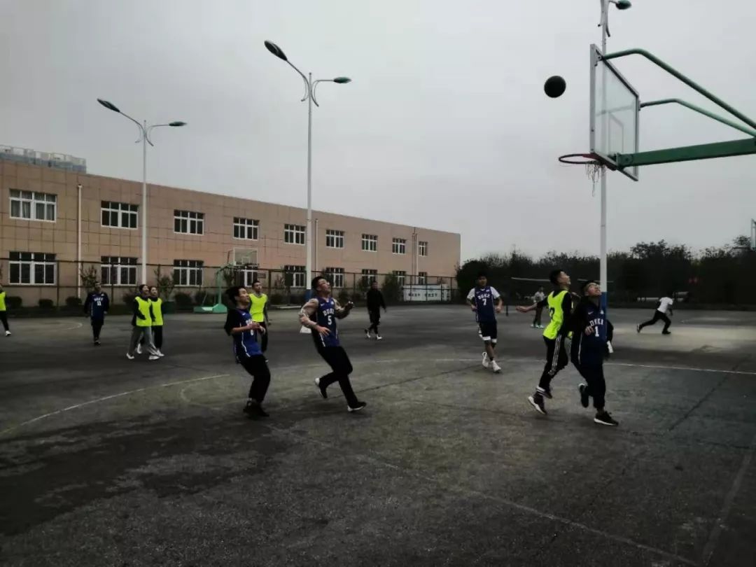 篮球比赛友谊赛规则_篮球友谊赛规则常识_篮球友谊赛规则比赛有哪些