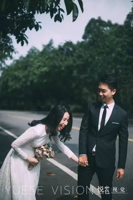 婚纱照马_跟马合拍婚纱照怎么拍_婚纱照骑马