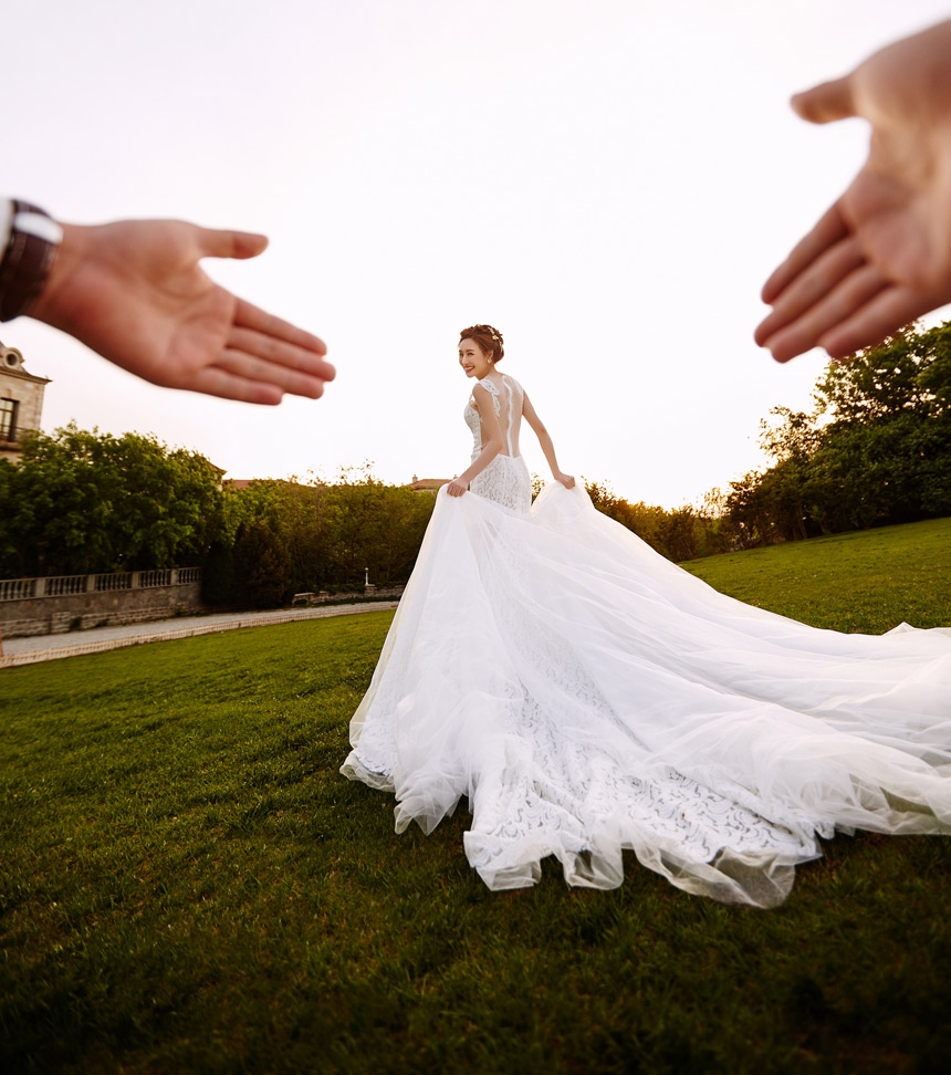 婚纱外景照片_外景的婚纱照_婚纱外景照片排版模板图