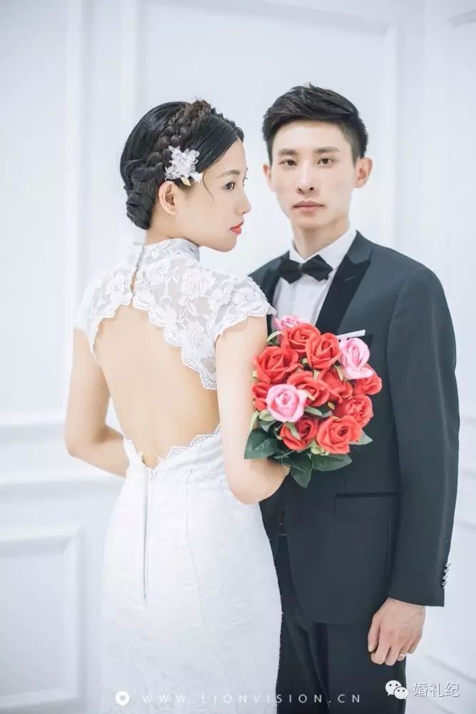 中式婚纱照拍摄_内景中式婚纱照拍照场景_中式婚纱拍照姿势