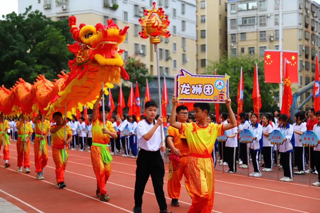 高中校园跳高比赛规则有哪些_中学跳高比赛_高中生跳高比赛