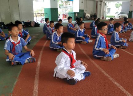 小学篮球战术训练视频_团战篮球技巧教学小学生_小学篮球怎么教